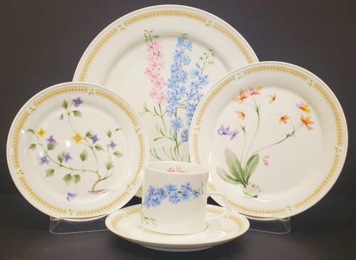 Mikasa - Nature's Garden - Place Setting - Larkspur - N