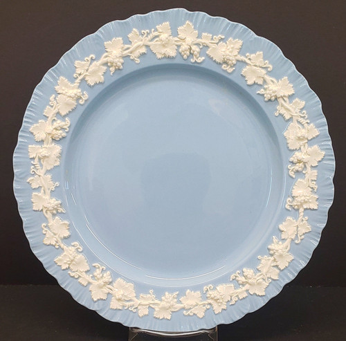 Wedgwood - Cream on Lavender (Shell Edge) - Dinner Plate - N