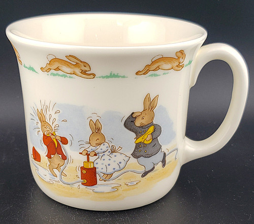 Royal Doulton - Bunnykins (Albion Shape) - One Handle Hug a Mug - Pumping Water - N
