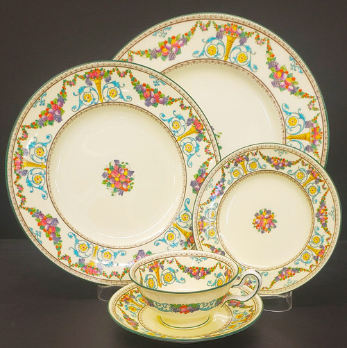 Wedgwood - Ventnor W996 - Place Setting - 5 Piece - N
