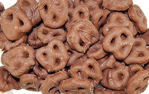 Guittards Chocolate | Milk Chocolate Covered Mini Pretzels | 1 Pound ( 16 OZ ) By CandyKorner® Guittards Chocolate | Milk Chocolate Covered Mini Pretzels | 1 Pound ( 16 OZ ) By CandyKorner®