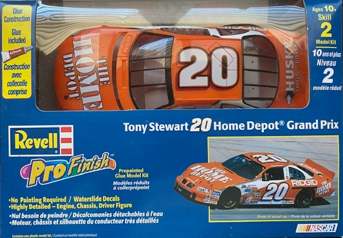 NASCAR #20 Home Depot, Tony Stewart, Revell 1/24 Scale