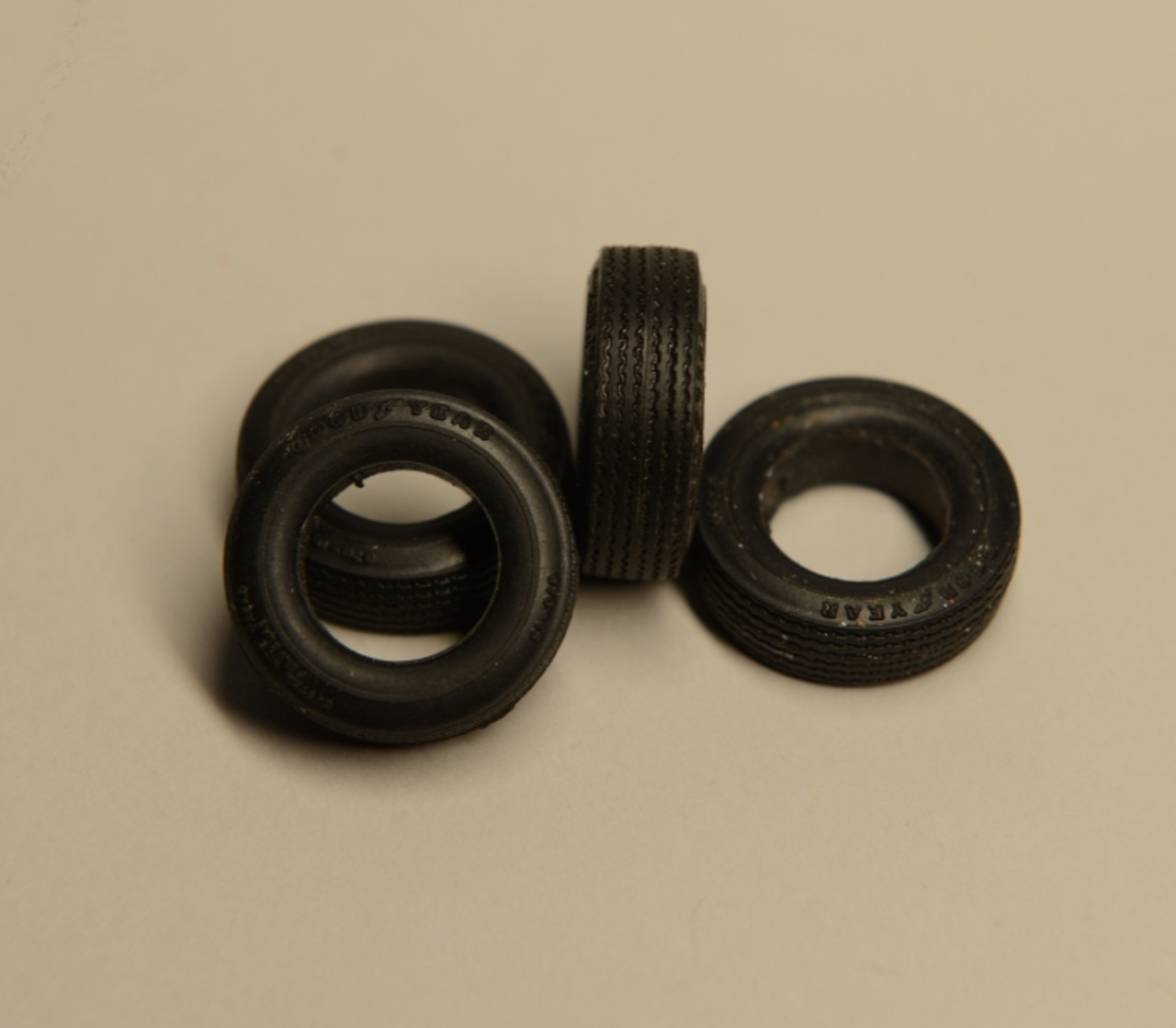 GoodYear Polyglas GT Tires, 4-Set, 1/25