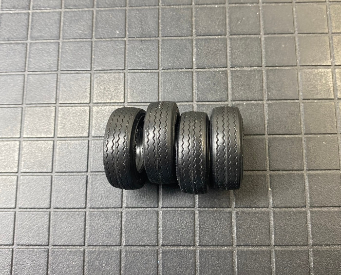 Chevy Rallye Tire & Wheel Set, 1/25