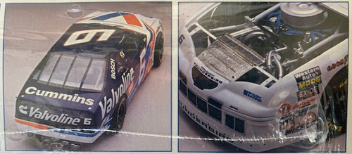 Mark Martin #6 Valvoline Thunderbird NASCAR, 1/24