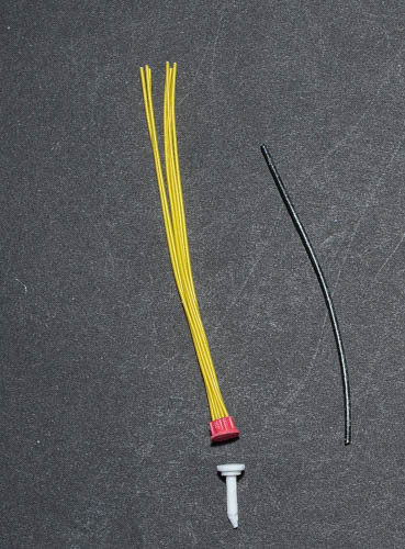 Dual Plug Distributor Set, Pre-Wired, Red Cap Yellow Wire 1/25