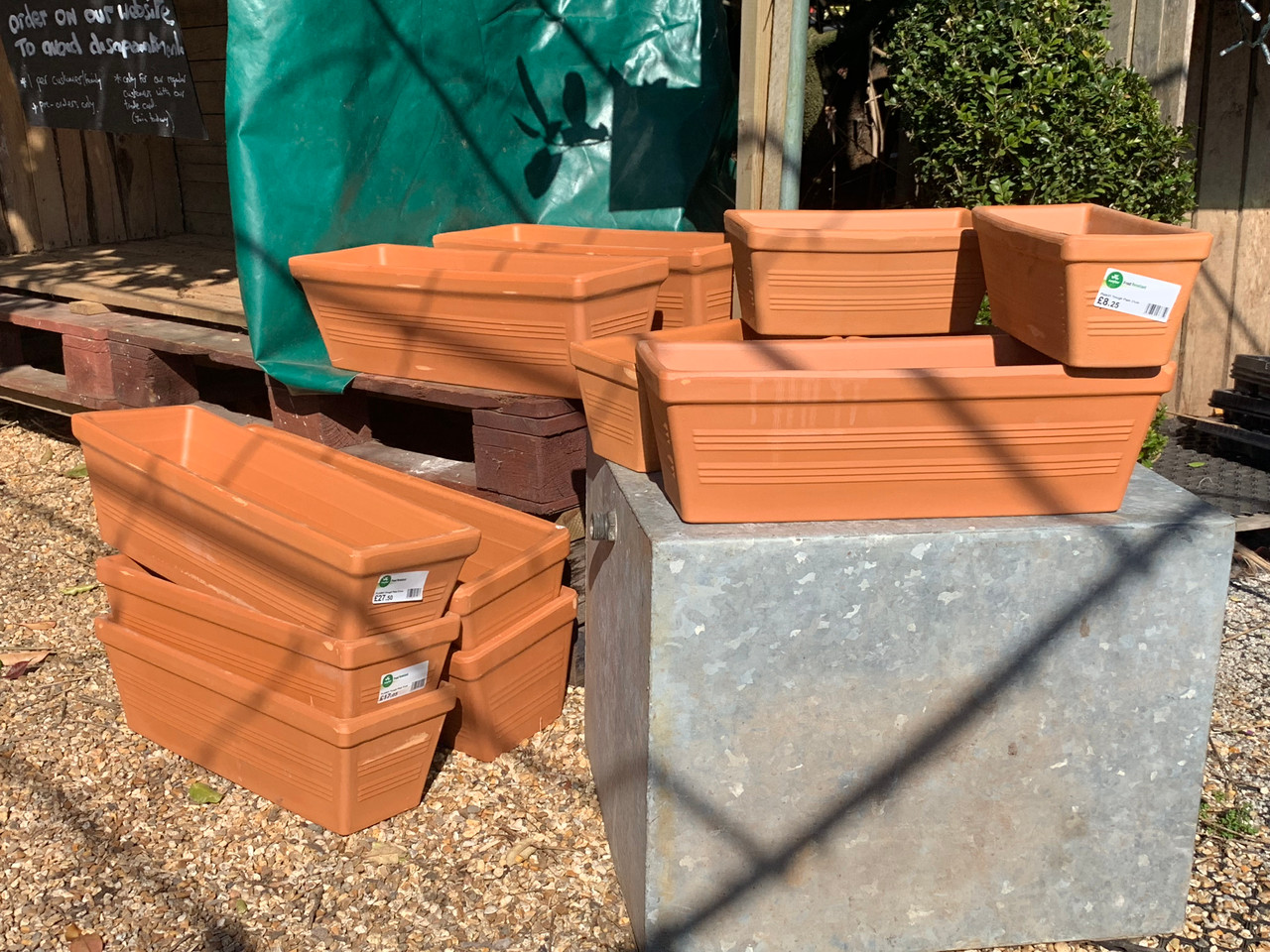 Troughs Yorkshire Flowerpots (31cm71cm) Bunkers Hill Plant Nursery