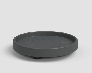 Saucer with wheels