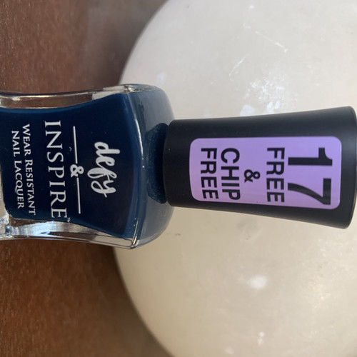 Defy & Inspire Wear resistant Nail Polish 290 Fantacy Sulte Z01118