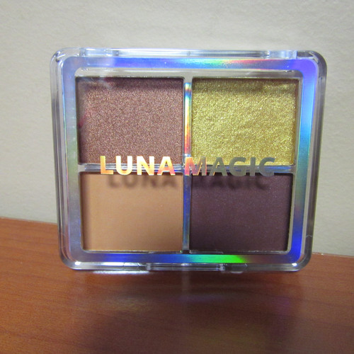 Luna Magic Mini Eyeshadow Palette Desert Heat Z01282