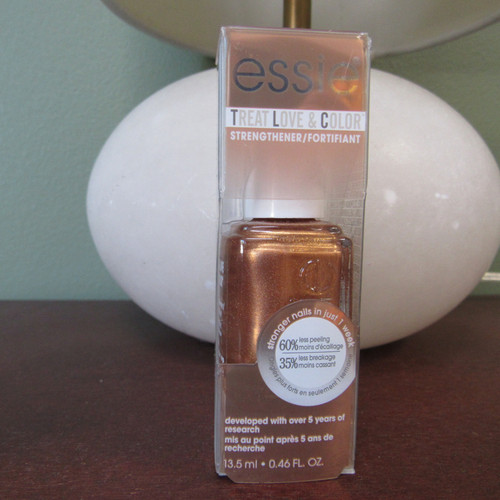 Essie Treat Love & Color Nail Polish 86 Pep in Your Rep Metallic Z01357