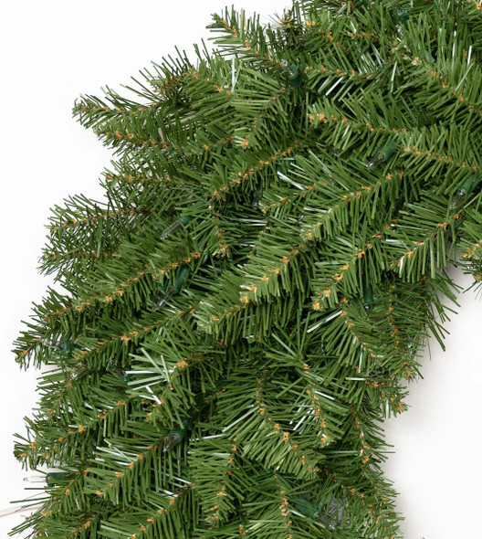 30" Ashton Spruce Wreath - Unlit 