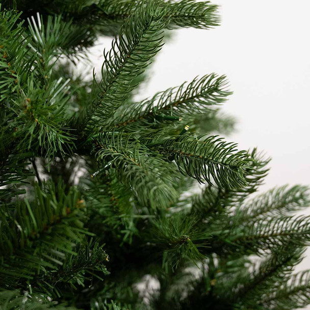 6.5' Waverly Spruce Tree - Clear 
