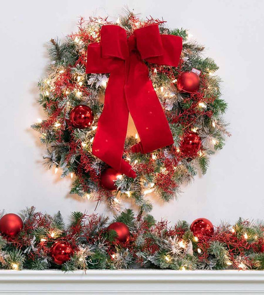 36" Frosted Virginia Wreath - Clear LED