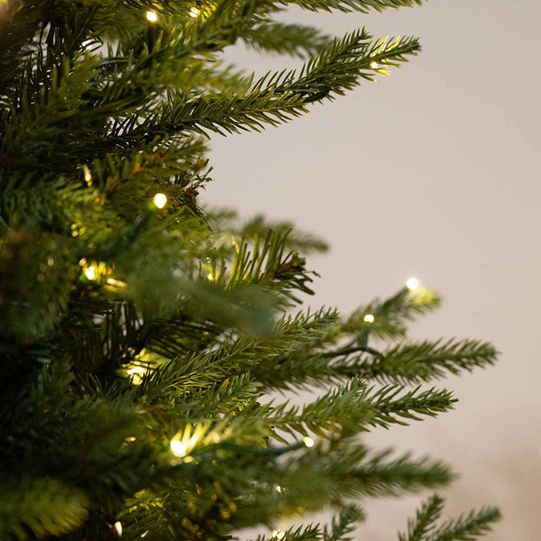 9' Cumberland Fir Tree-ColorChange 3mm LED PowerPole