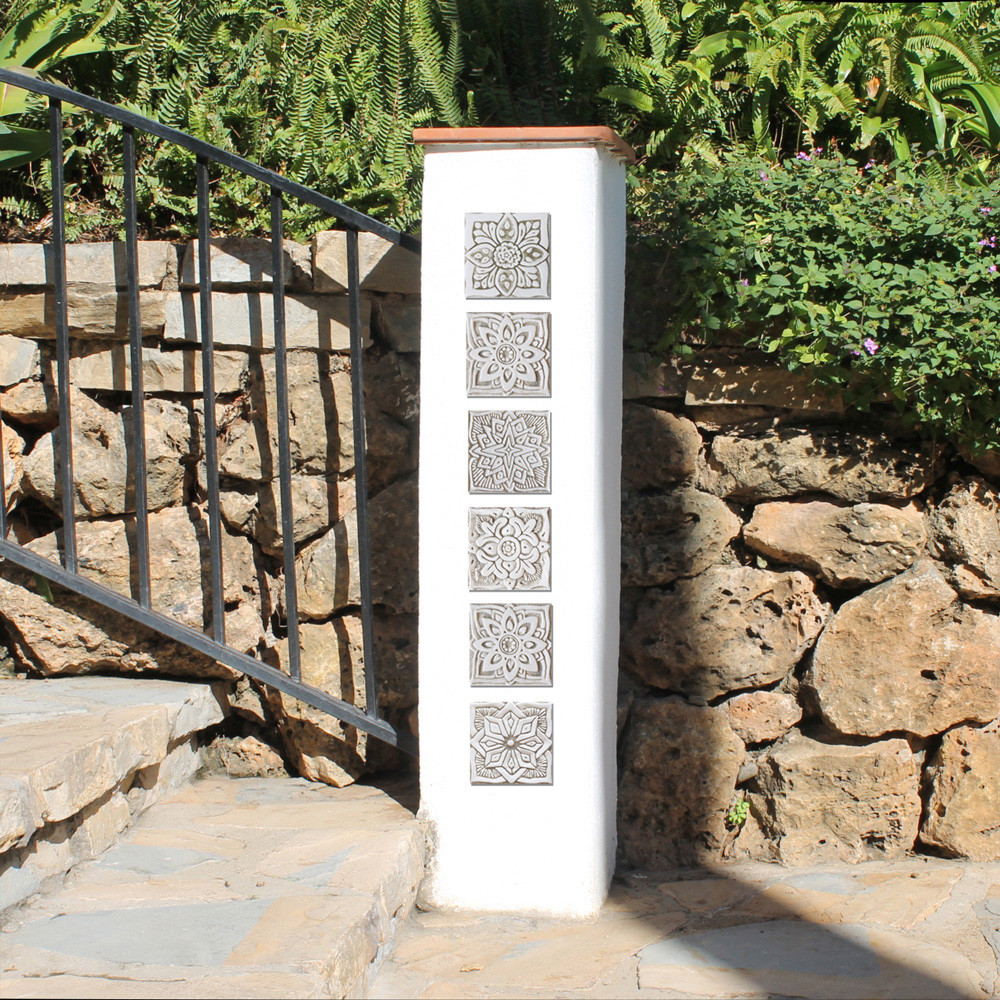 Handmade tile for kitchens, bathrooms and outdoor wall art. Decorative tile handmade in Spain.