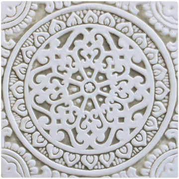 Handmade tile for kitchens, bathrooms and outdoor wall art. Decorative tile handmade in Spain glazed in beige and white.