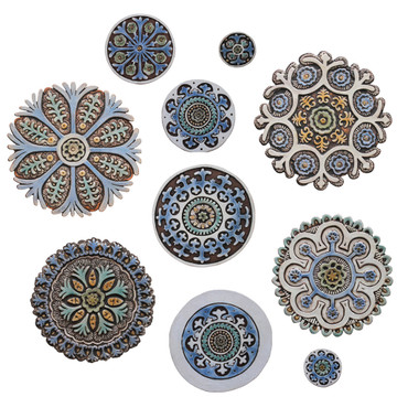 These circular handmade tiles make unique wall hangings for kitchens, bathrooms or outdoor wall art. Our decorative tiles can also be combined with our other circular tiles to make larger wall art installations.