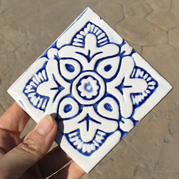 Handmade tile blue white Suzani #3 [10cm/3.9"]