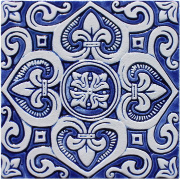 Large blue and white tile by gvega ceramica