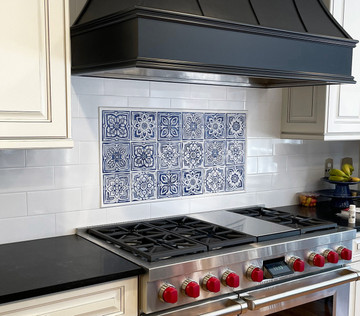 Spanish tile for kitchens, bathrooms, fountains and wall art. Decorative tiles handmade in Spain.