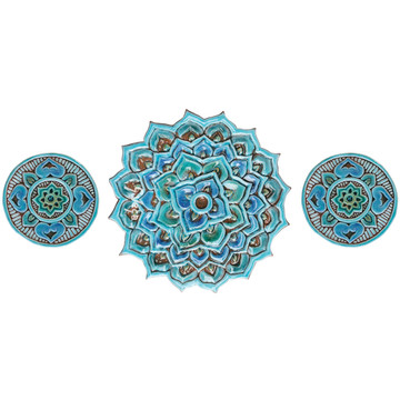 These handmade tiles make unique wall art for kitchens and bathrooms. Our decorative turquoise circle tiles make wonderful outdoor wall art, perfect for garden or terrace walls.