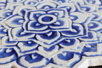 These circular handmade tiles make unique wall hangings for kitchens, bathrooms or outdoor wall art. Our blue and white decorative tiles can also be combined with our other circular tiles to make larger wall art installations.