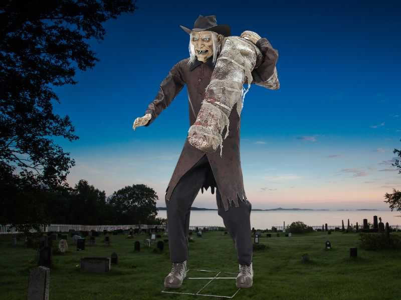 Grave Robber Animated Prop Scary Haunted Graveyard Animatronics Grave Robber Animated Prop Scary Haunted Graveyard Animatronics