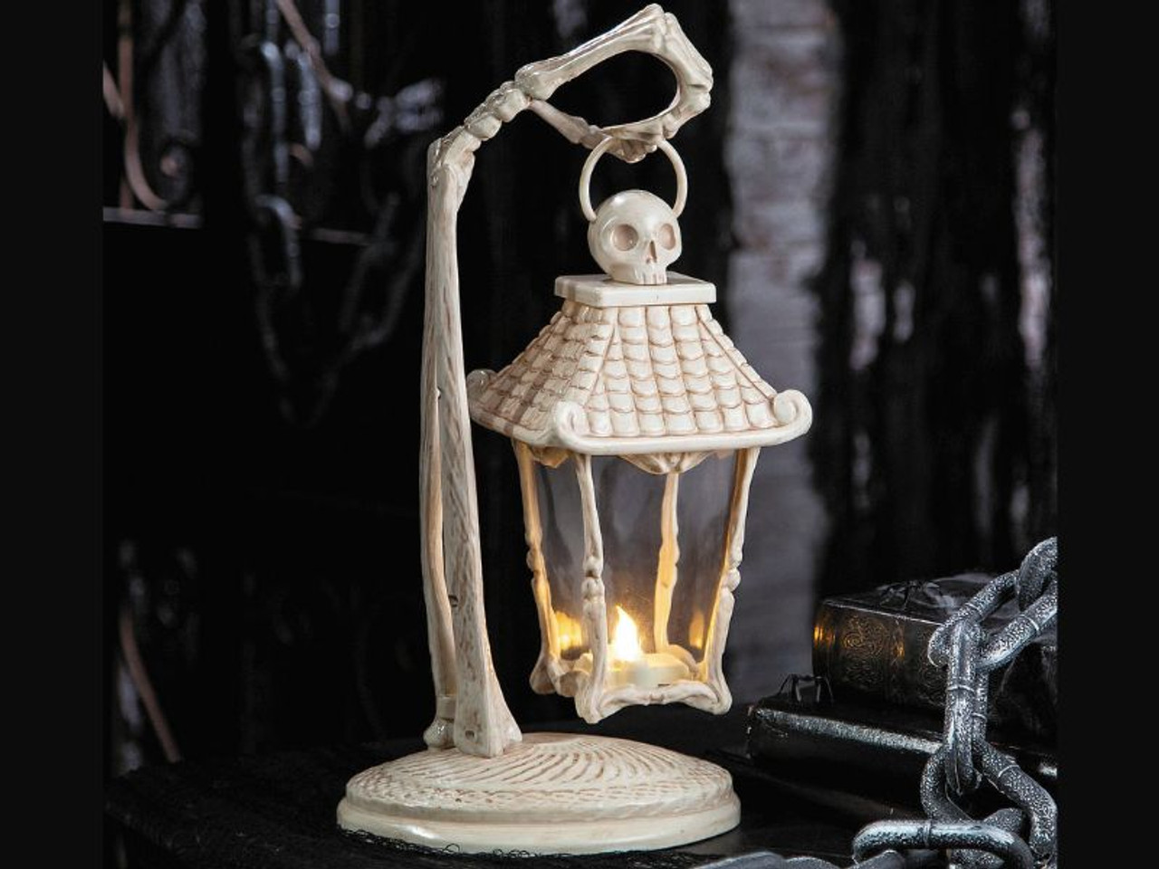 Light-Up Skeleton Crew Lantern