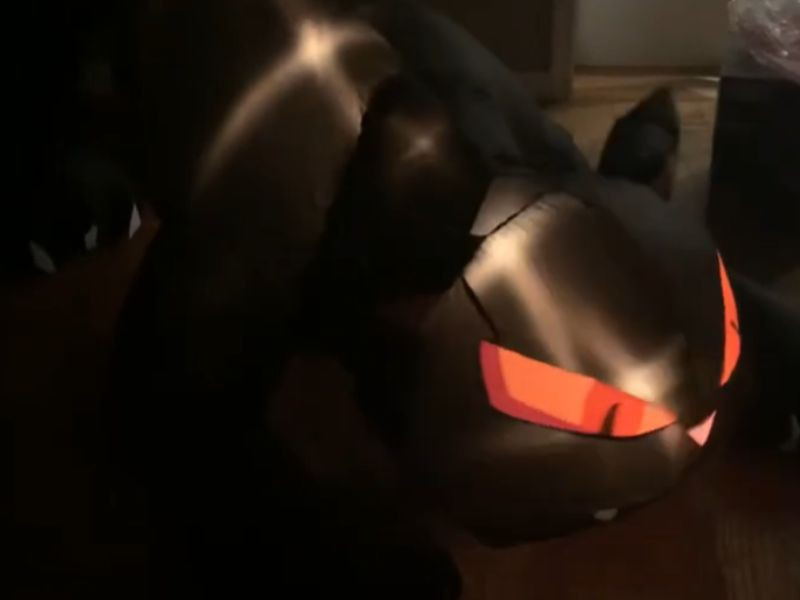 Light-up black cat Halloween inflatable decoration for haunted house lawn display