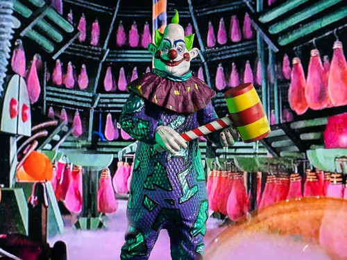 Killer Klowns Jumbo Figure - 8 In Collectible - Horror Display Prop