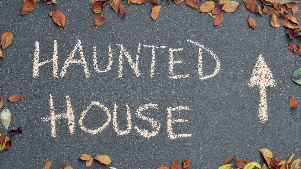 How To Make A Haunted House At Home