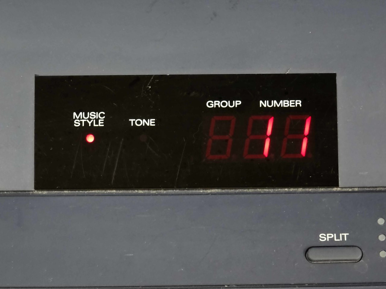 Roland EM-303 Intelligent Synthesizer