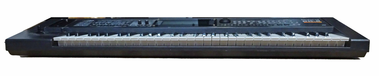 Roland GW-8 Workstation with Latin Collections Version 2