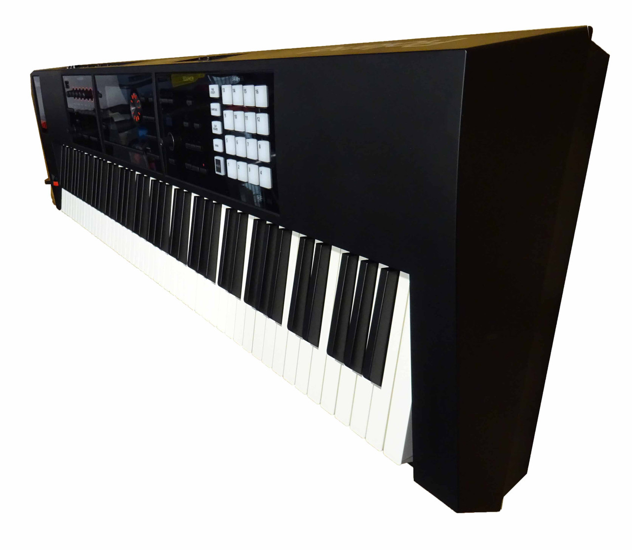 Roland FA08 Music Workstation