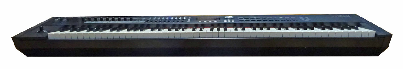 Roland RD-2000 Digital Stage Piano V2