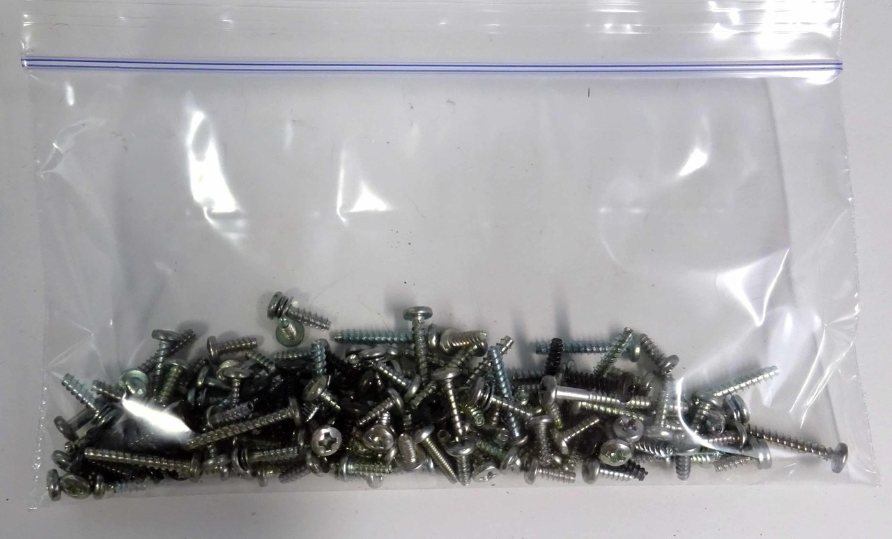 Complete Screw Set for Yamaha CS2x