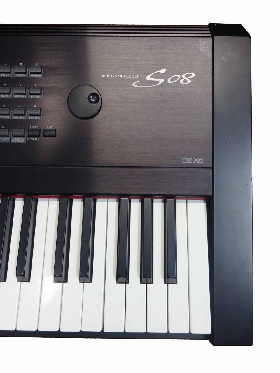 Yamaha S08 Music Synthesizer