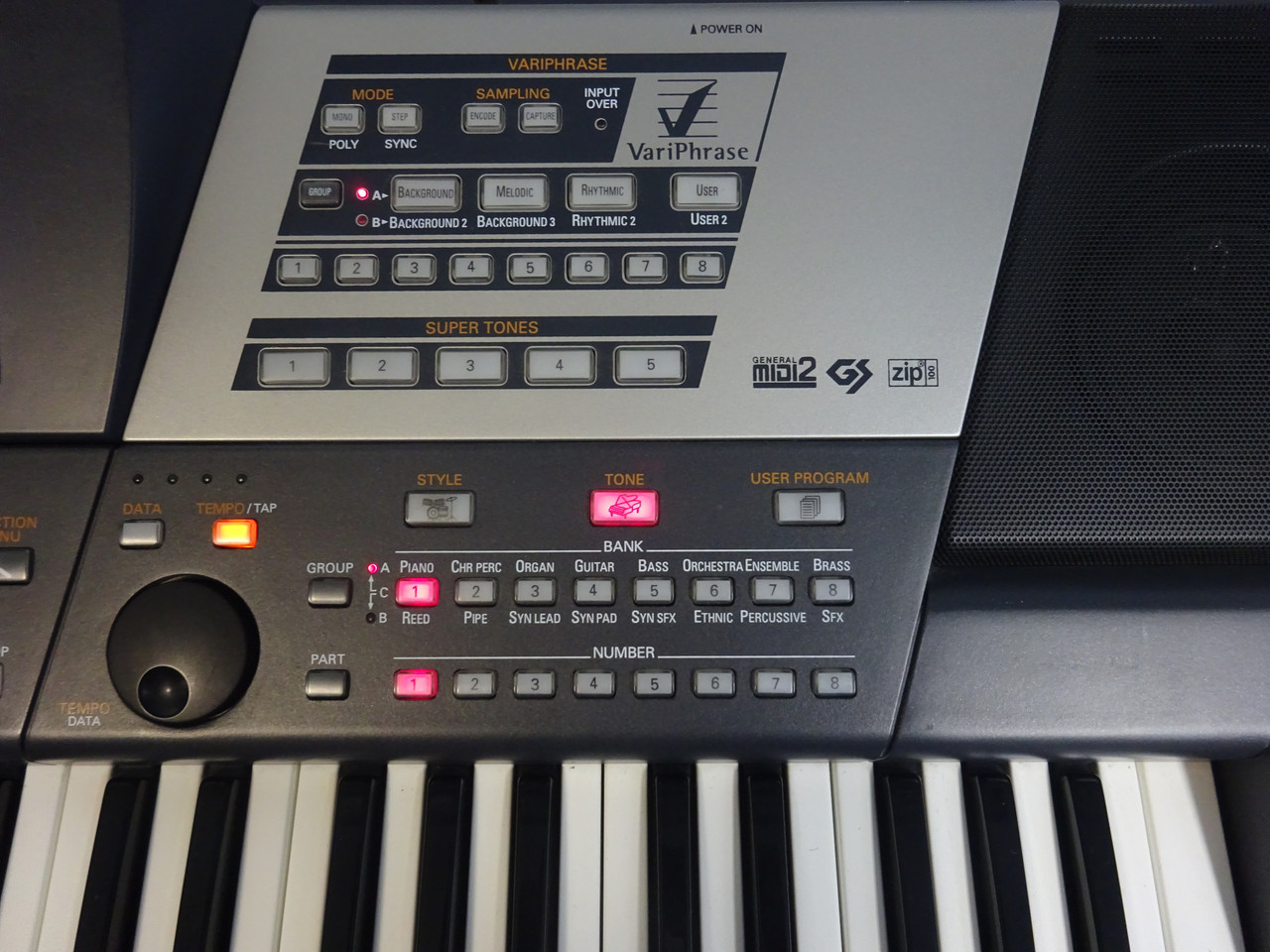 Roland VA-7 V-Arranger Keyboard