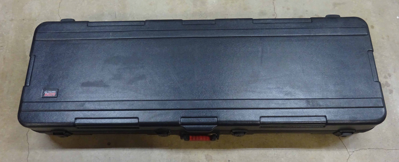 Gator Cases GTSA-KEY88 Molded 88-Note Keyboard Case with Wheels