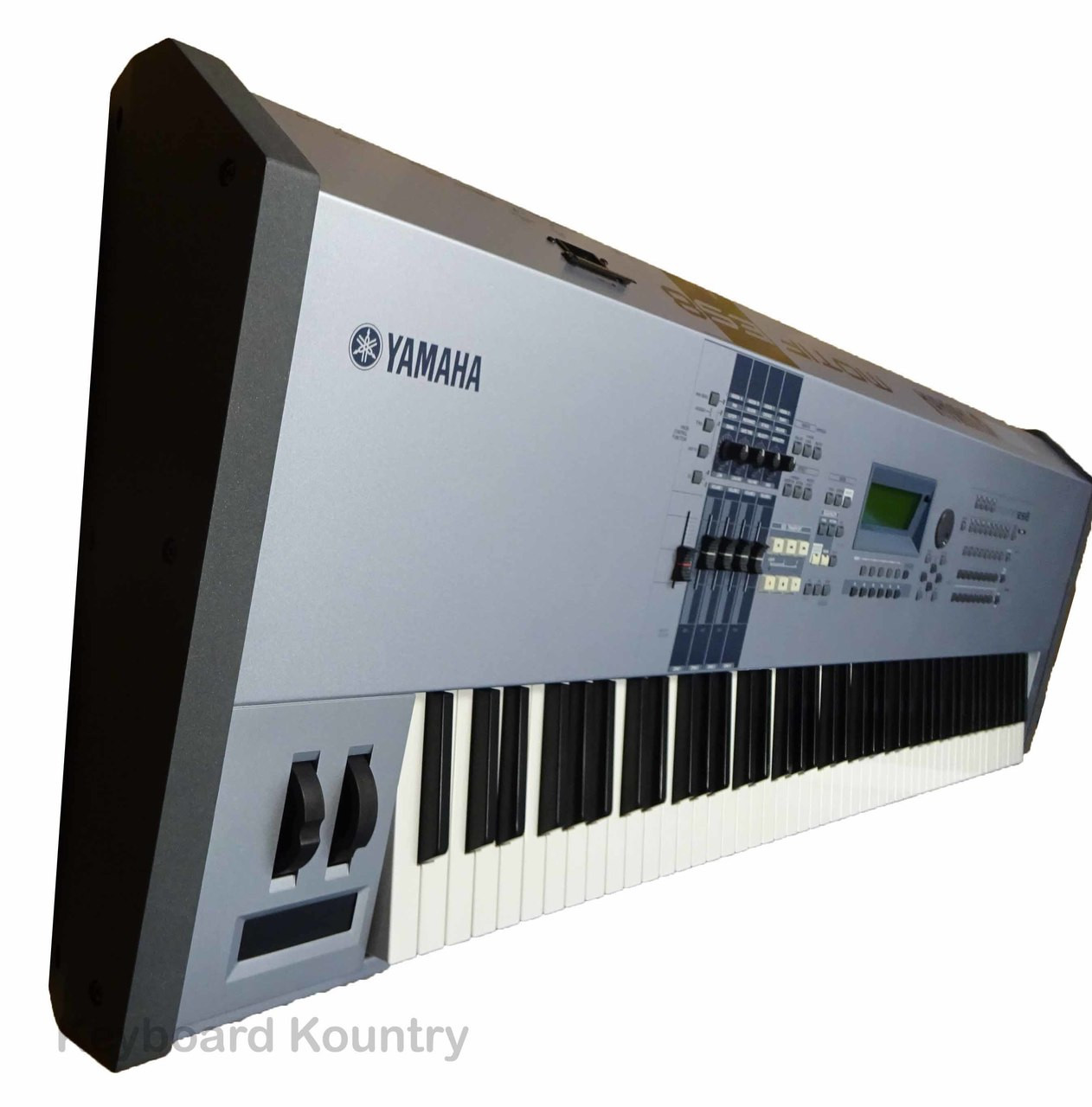 Yamaha Motif ES8 Music Production Synthesizer with mLan 16e Firewire