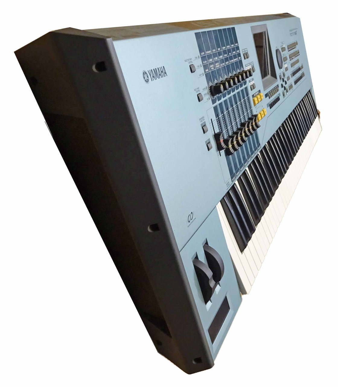Yamaha Motif XS7 Professional Workstation