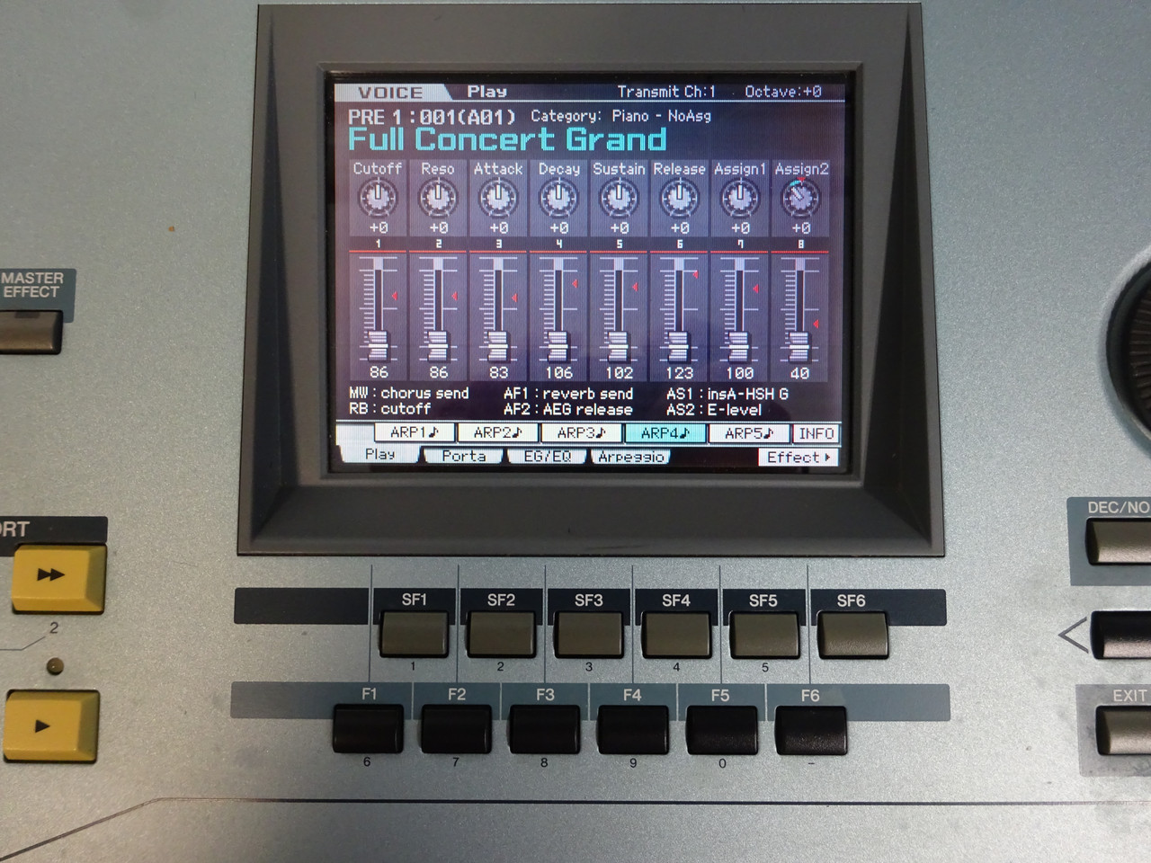 Yamaha Motif XS7 Professional Workstation