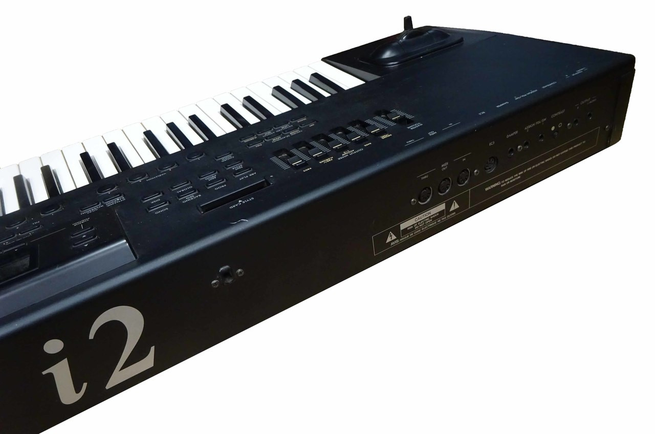 Korg i2 Interactive Music Workstation