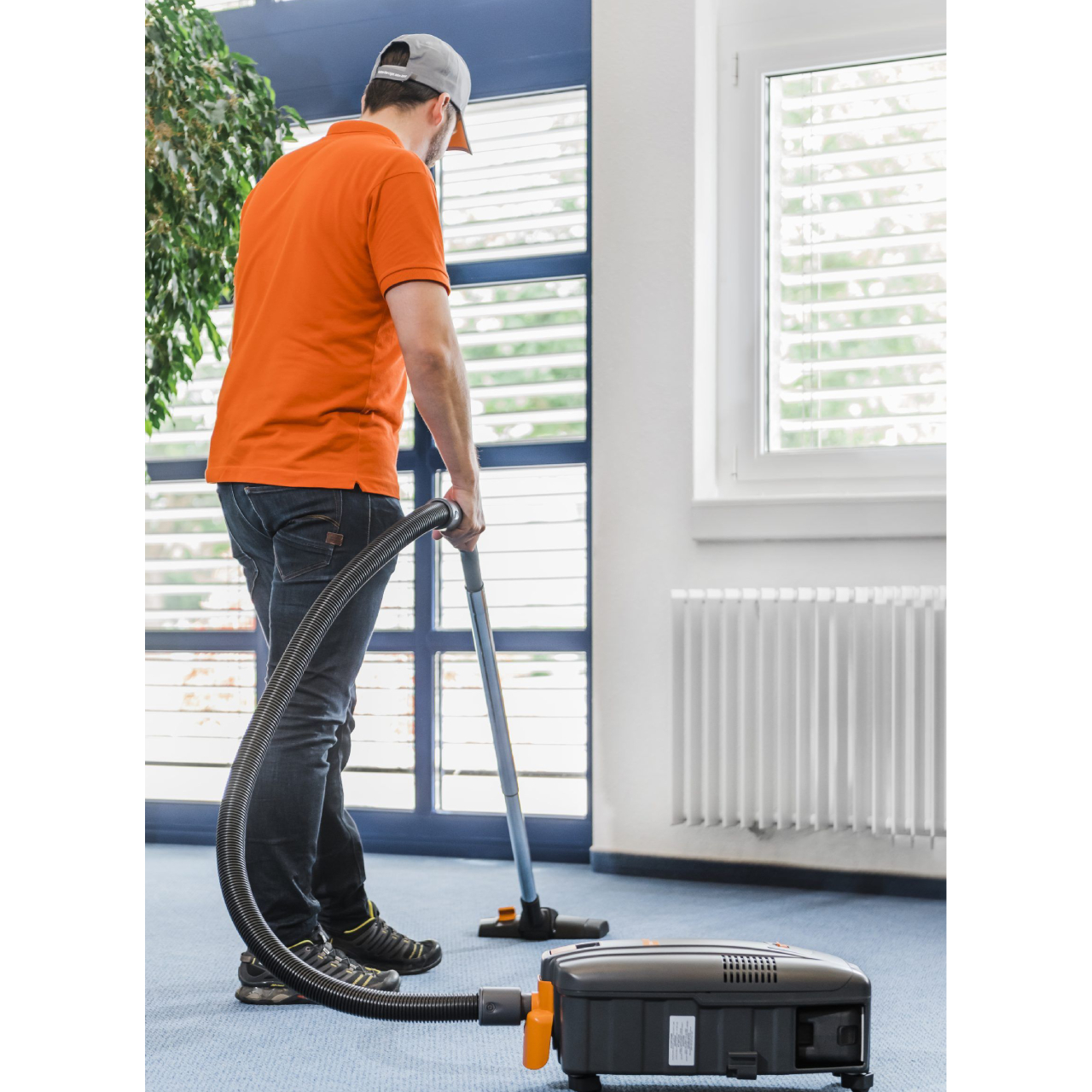 TASKI AERO BP E tub vacuum mode canister floor cleaning setup