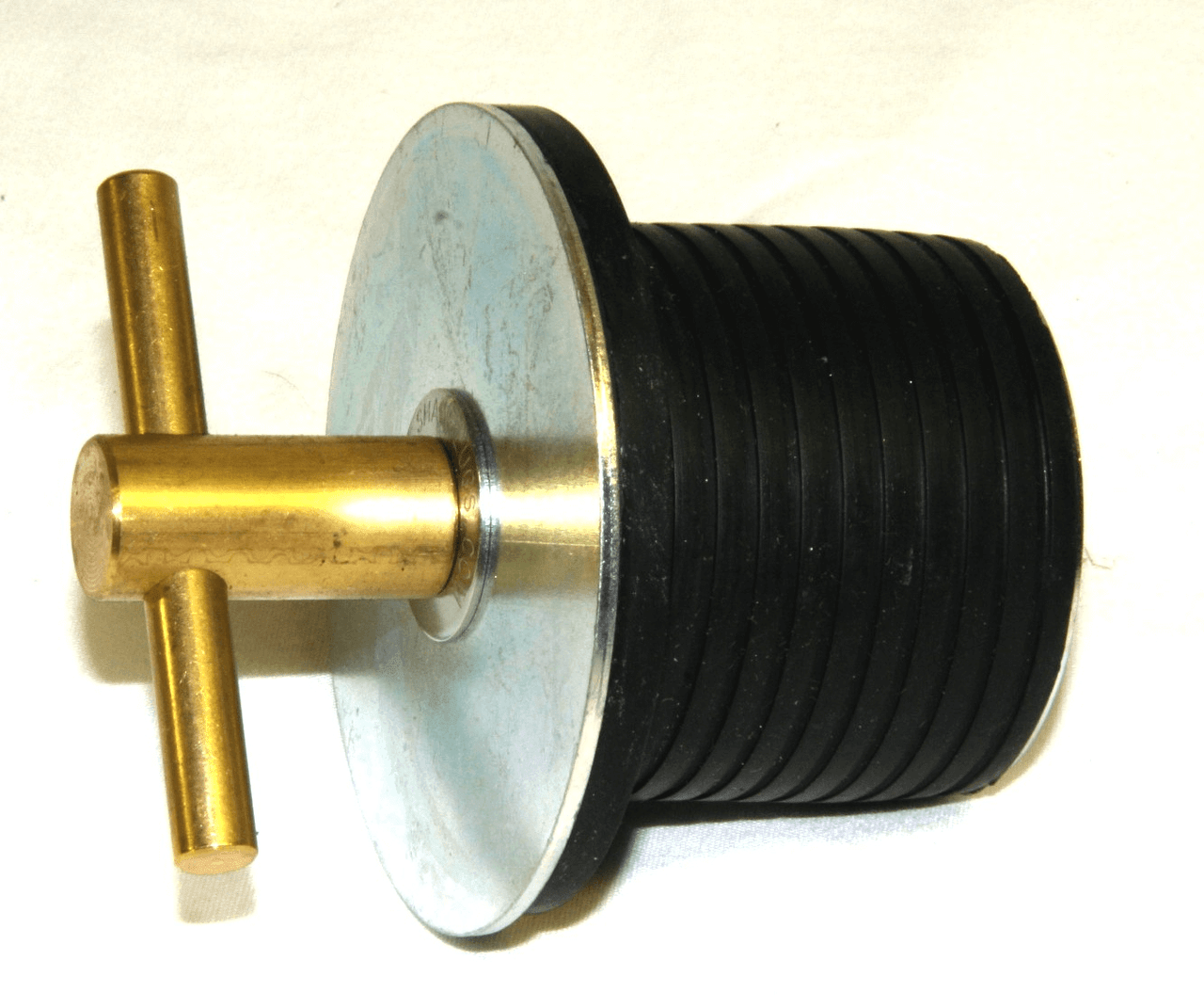 Minuteman International 3300451 - Aftermarket Plug part image