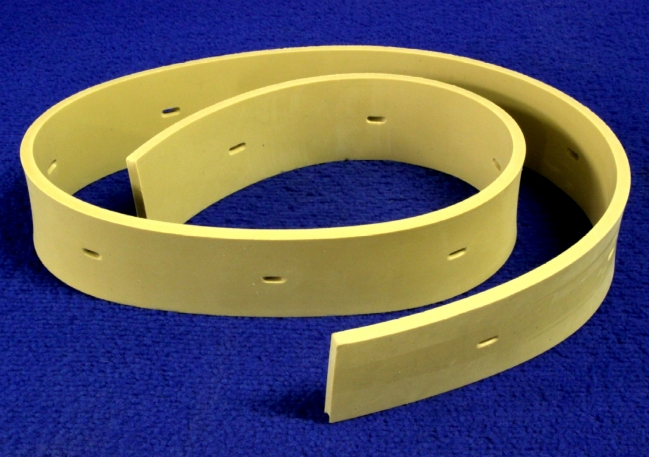 Tennant 4018881 - Aftermarket Blade, Sqge, Rear, 44.00l Gum [800mm] part image