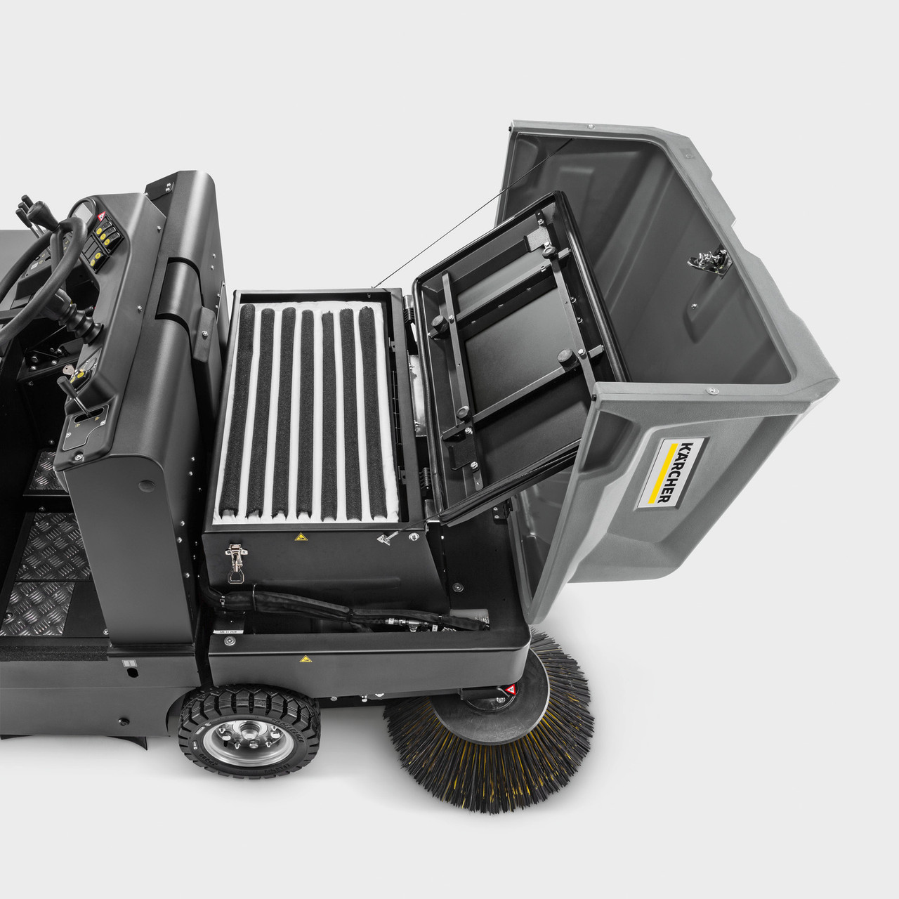 Vacuum sweeper KM 130/300 R Bp + 2SB + STL + OHG + HE | Karcher 9.841-336.0 detailed product image