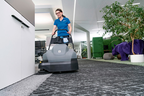 Carpet vacuum sweeper CVS 65/1 Bp | Karcher 1.517-302.0 application image 1