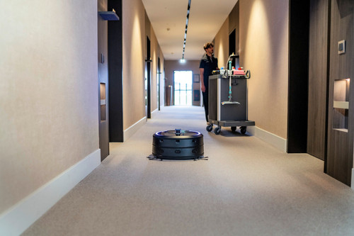 Autonomous vacuum KIRA CV 50 Bp | Karcher 9.810-580.0 application image 1